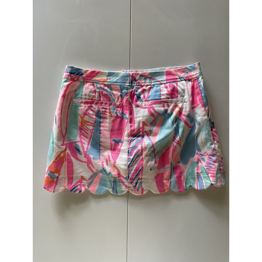 Lilly Pulitzer Scalloped Floral Skorts with Pockets - Size 4